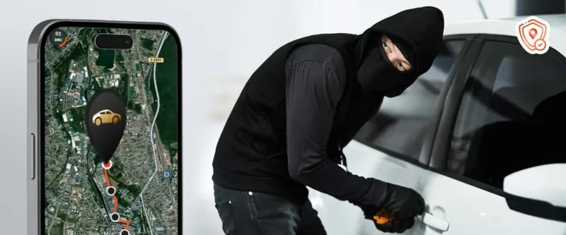 Ein Mann vor einem Auto wird erwischt beim Autodiebstahl durch ein GPS Tracker. Ein Handy zeigt die Position an. Ein Tracker ist ein effektiver Diebstahlschutz.