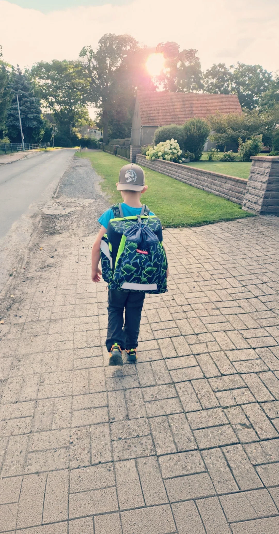 PAJ stories People finder