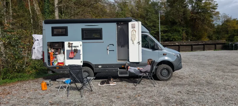 PAJ Stories Camper