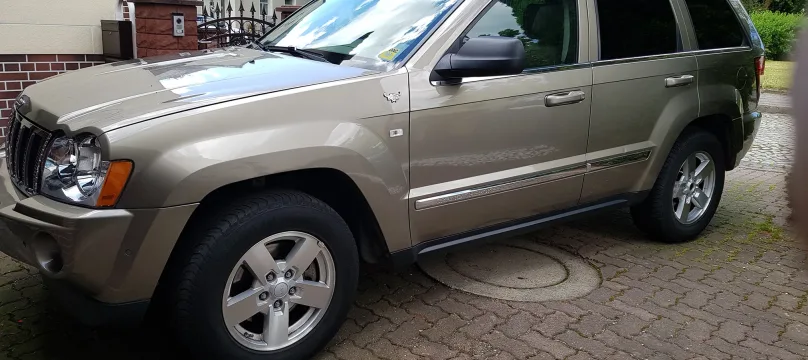 PAJ Stories car